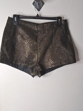 Parisian Metallic Gold Snakeskin High Rise Shorts Size 7 NWT